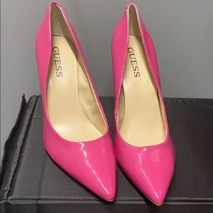 Pumps Guess